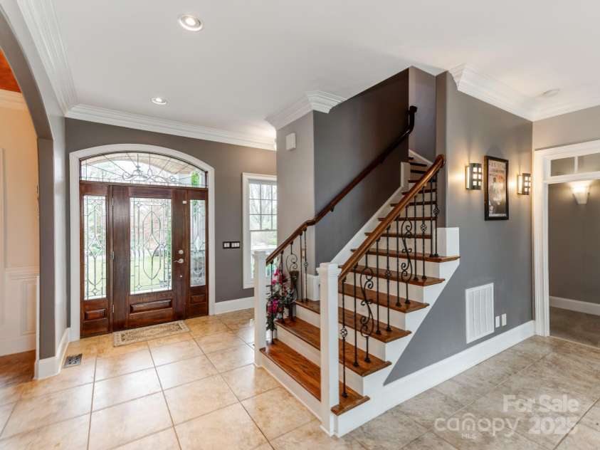 123 Yellow Jacket Circle, Mooresville, NC 28117.  MLS# CAR4257212, YatesRealty ID 12936. 