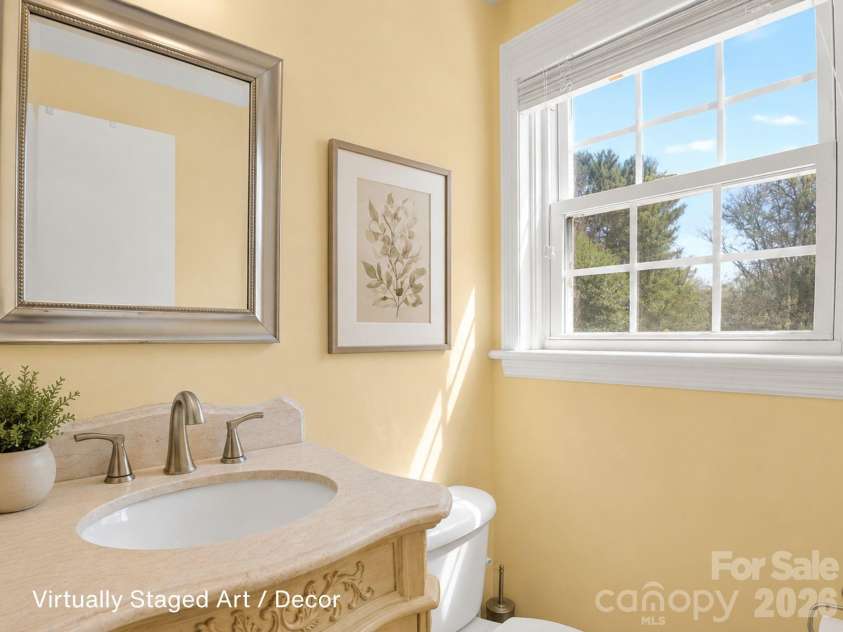 1091 16th Avenue, Hickory, NC 28601.  MLS# CAR4363676, YatesRealty ID 12939. Secondary bath with in the lower level
