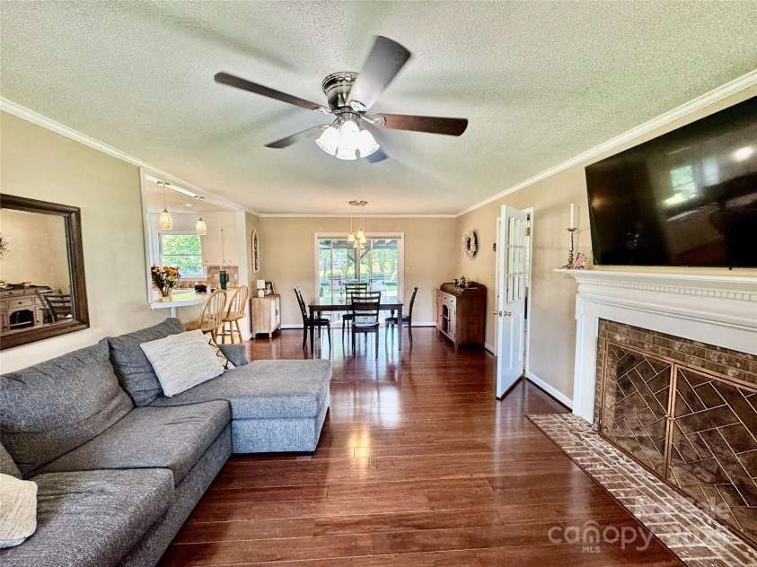 2810 Elizabeth Avenue, Shelby, NC 28150.  MLS# CAR4258399, YatesRealty ID 12939. 