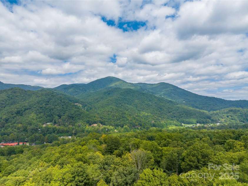 330 Overlook Drive, Maggie Valley, NC 28751.  MLS# CAR4300696, YatesRealty ID 1294. View