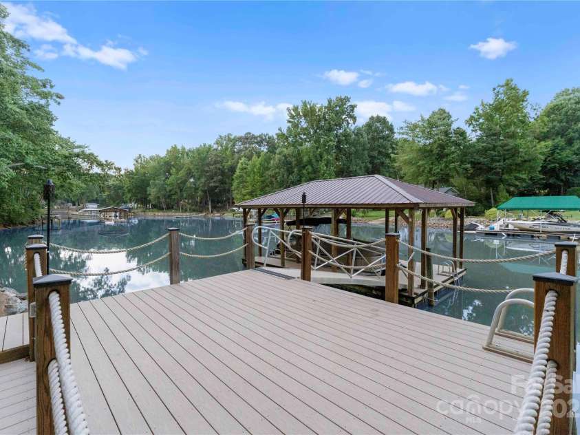 578 Normandy Road, Mooresville, NC 28117.  MLS# CAR4292446, YatesRealty ID 1294. 