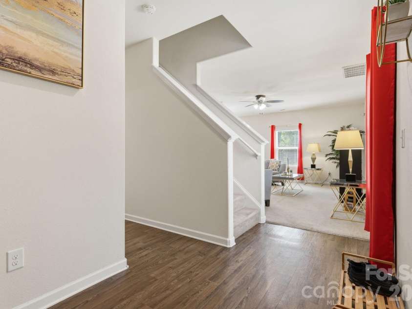 9528 Weikert Road, Charlotte, NC 28215.  MLS# CAR4363540, YatesRealty ID 12940. 