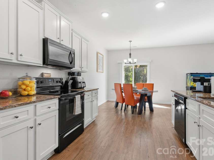 9528 Weikert Road, Charlotte, NC 28215.  MLS# CAR4363540, YatesRealty ID 12940. 