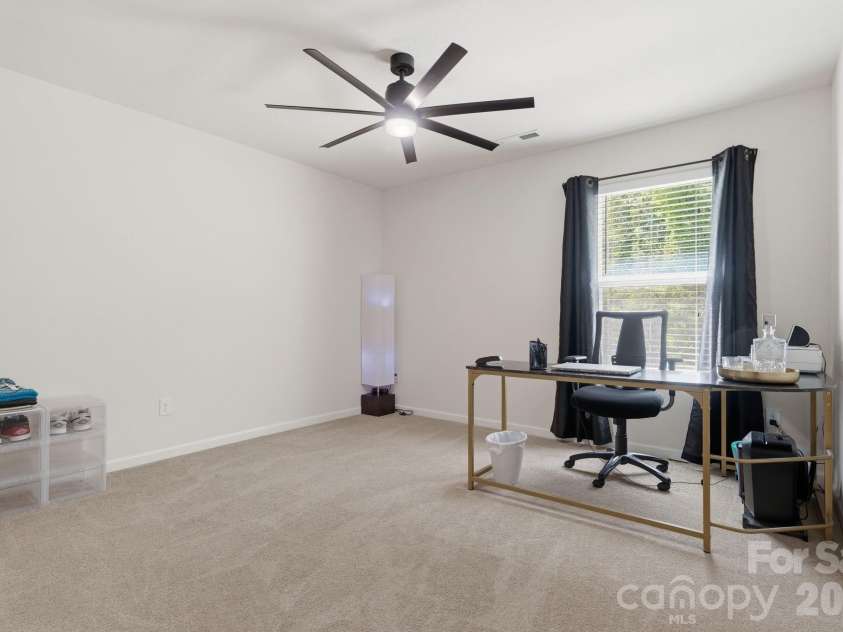 9528 Weikert Road, Charlotte, NC 28215.  MLS# CAR4363540, YatesRealty ID 12940. 
