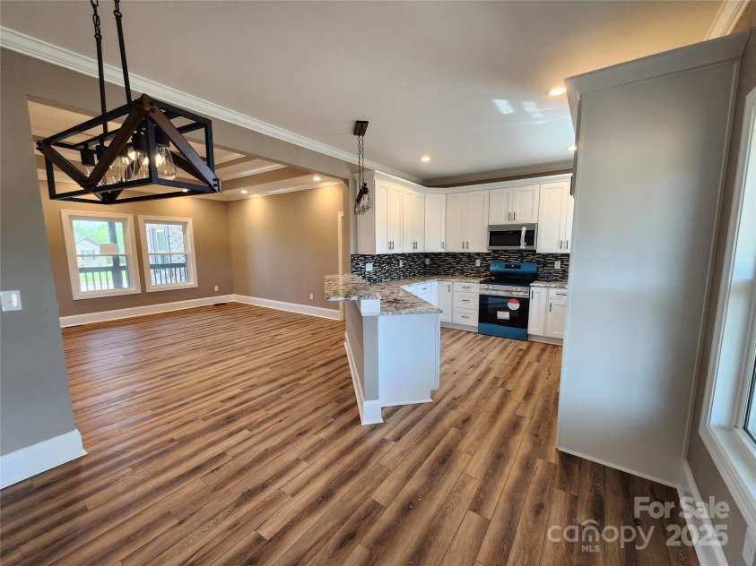 3251 WILSON Court, Lincolnton, NC 28092.  MLS# CAR4286121, YatesRealty ID 12941. 