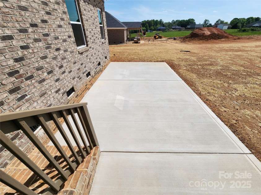 3251 WILSON Court, Lincolnton, NC 28092.  MLS# CAR4286121, YatesRealty ID 12941. 