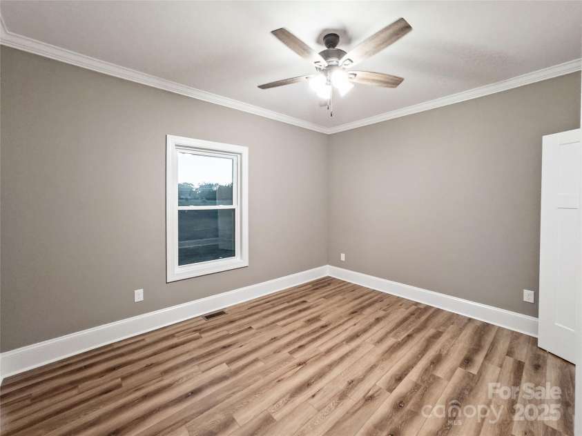 3251 WILSON Court, Lincolnton, NC 28092.  MLS# CAR4286121, YatesRealty ID 12941. 