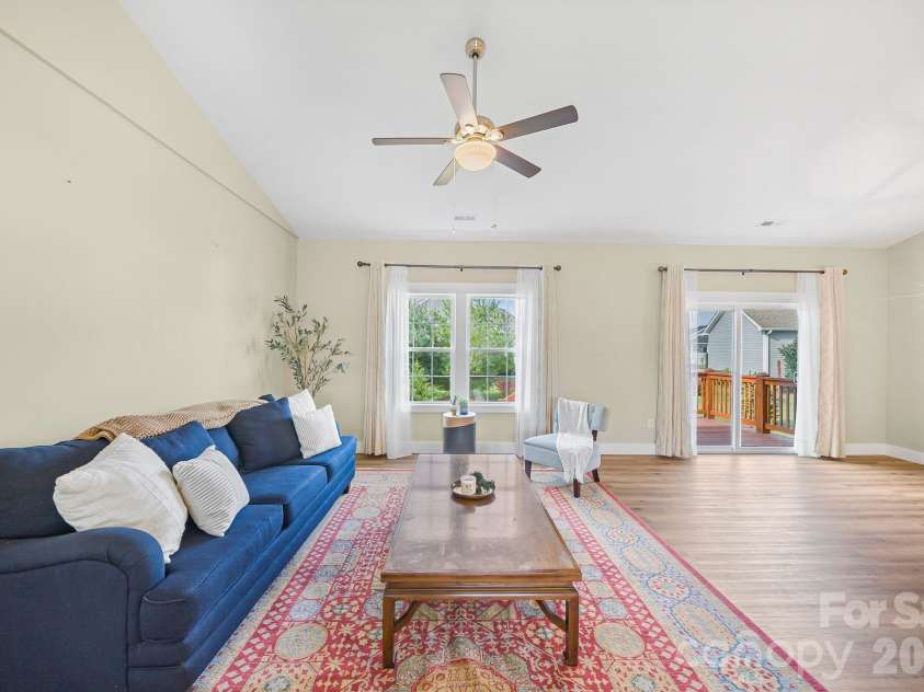 457 Riverwind Drive, Hendersonville, NC 28739.  MLS# CAR4364359, YatesRealty ID 12941. 