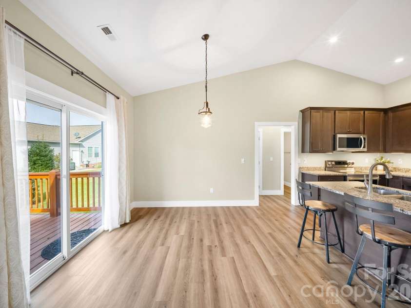457 Riverwind Drive, Hendersonville, NC 28739.  MLS# CAR4364359, YatesRealty ID 12941. 