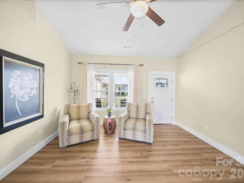 457 Riverwind Drive, Hendersonville, NC 28739.  MLS# CAR4364359, YatesRealty ID 12941. 