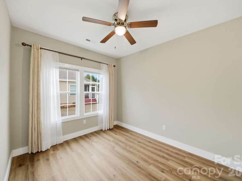 457 Riverwind Drive, Hendersonville, NC 28739.  MLS# CAR4364359, YatesRealty ID 12941. 