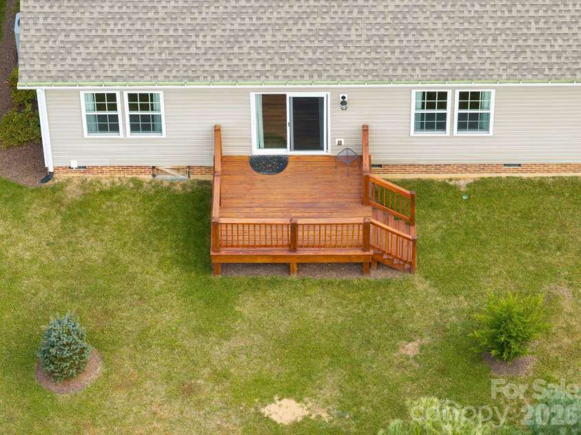 457 Riverwind Drive, Hendersonville, NC 28739.  MLS# CAR4364359, YatesRealty ID 12941. 