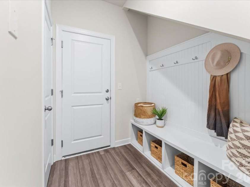 4548 Millennium Avenue, Charlotte, NC 28217.  MLS# CAR4366460, YatesRealty ID 12942. 