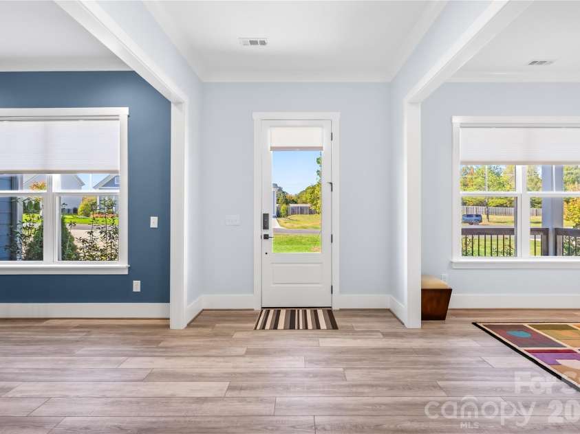 140 Dabbling Duck Circle, Mooresville, NC 28117.  MLS# CAR4363776, YatesRealty ID 12944. Foyer