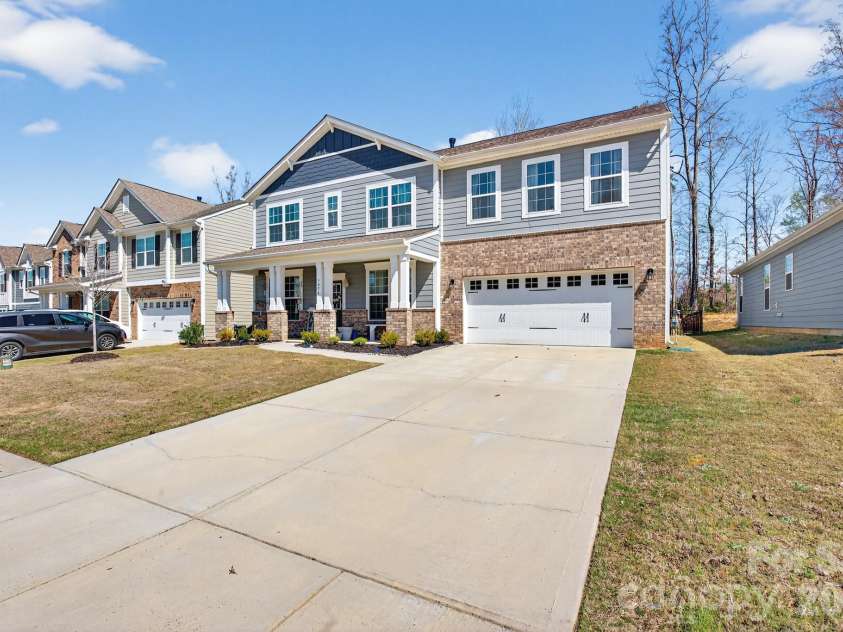 3074 Falling Stone Circle, Indian Trail, NC 28079.  MLS# CAR4367568, YatesRealty ID 12945. 