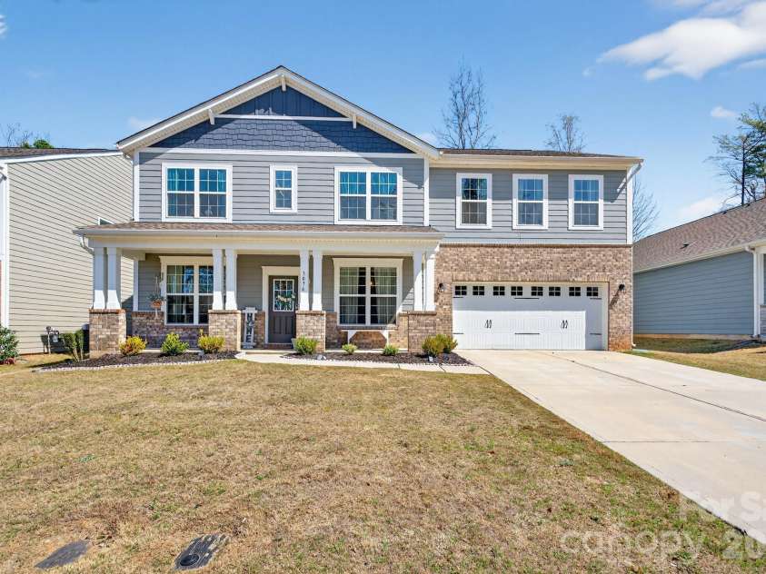 3074 Falling Stone Circle, Indian Trail, NC 28079.  MLS# CAR4367568, YatesRealty ID 12945. 