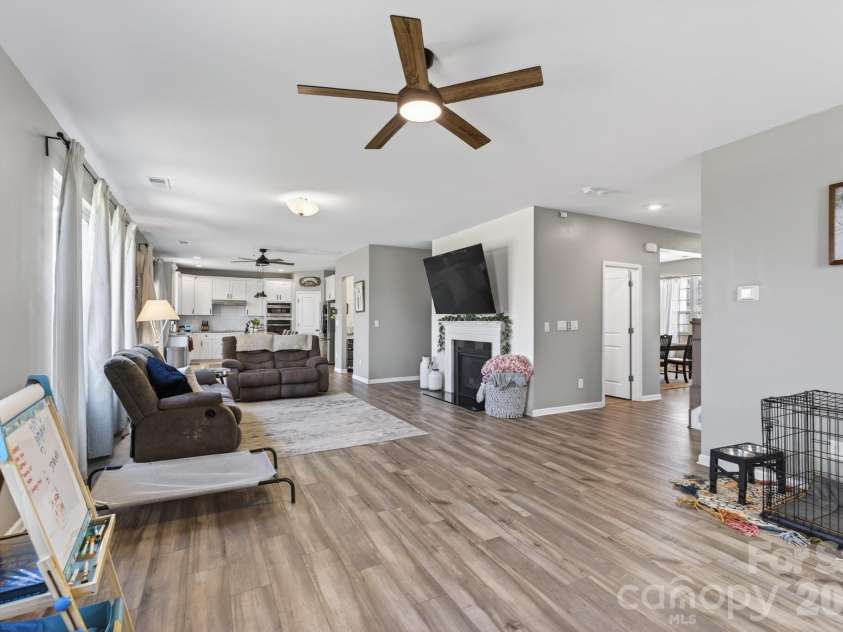 3074 Falling Stone Circle, Indian Trail, NC 28079.  MLS# CAR4367568, YatesRealty ID 12945. 