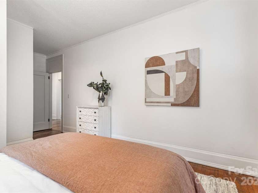 211 6th Avenue, Gastonia, NC 28052.  MLS# CAR4292965, YatesRealty ID 12946. 