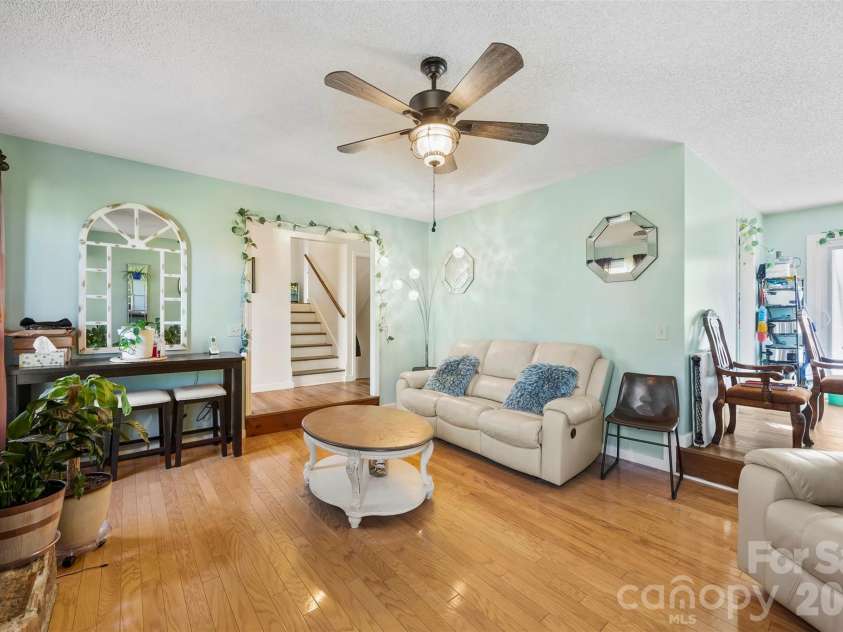 831 College Avenue, Shelby, NC 28152.  MLS# CAR4368508, YatesRealty ID 12948. 