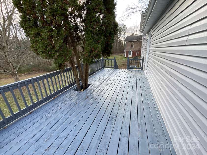 1617 Bridge Street, Lexington, NC 27292.  MLS# CAR4206546, YatesRealty ID 12949. Back Porch