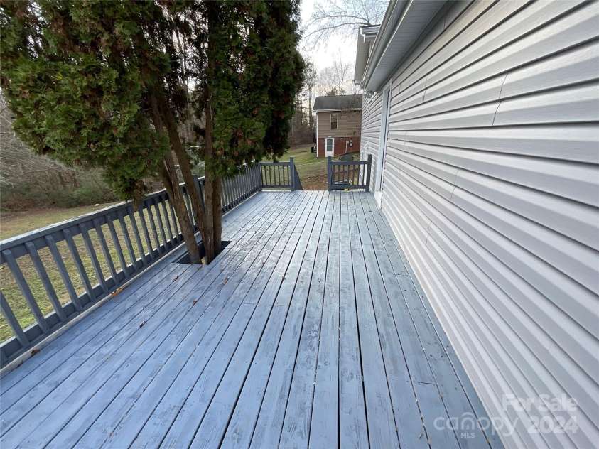 1617 Bridge Street, Lexington, NC 27292.  MLS# CAR4206546, YatesRealty ID 12949. Back Porch
