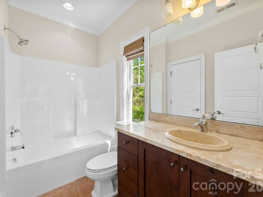 3729 Eaglebrook Drive, Gastonia, NC 28056.  MLS# CAR4368950, YatesRealty ID 12949. 