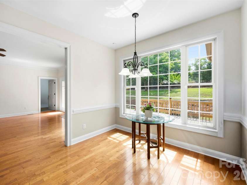 770 Cooks Cove Ridge, Clover, SC 29710.  MLS# CAR4380714, YatesRealty ID 1295. Breakfast nook