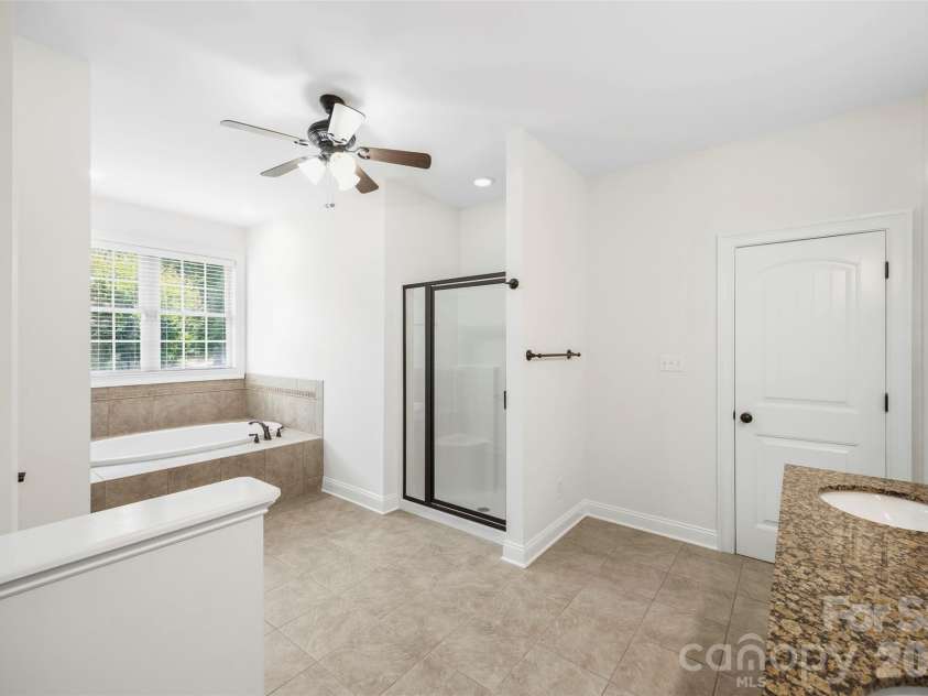 770 Cooks Cove Ridge, Clover, SC 29710.  MLS# CAR4380714, YatesRealty ID 1295. Jack and jill on main