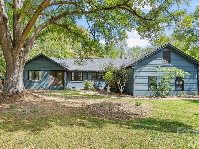 12811 Moores Chapel Road, Charlotte, NC 28214.  MLS# CAR4358921, YatesRealty ID 12950. 