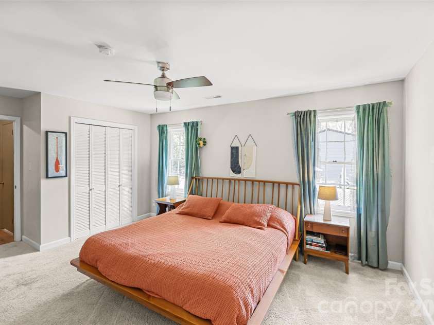 12811 Moores Chapel Road, Charlotte, NC 28214.  MLS# CAR4358921, YatesRealty ID 12950. 