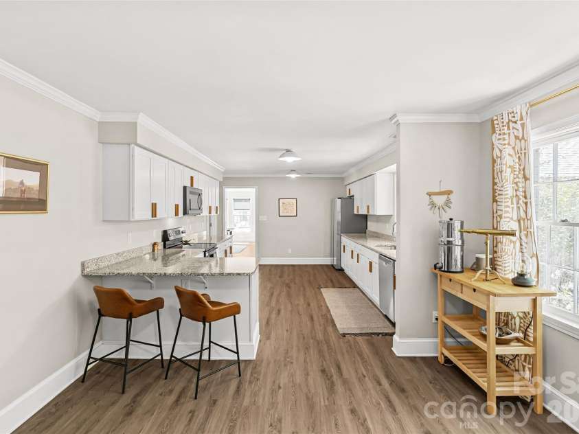12811 Moores Chapel Road, Charlotte, NC 28214.  MLS# CAR4358921, YatesRealty ID 12950. 