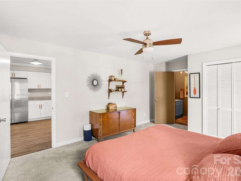 12811 Moores Chapel Road, Charlotte, NC 28214.  MLS# CAR4358921, YatesRealty ID 12950. 