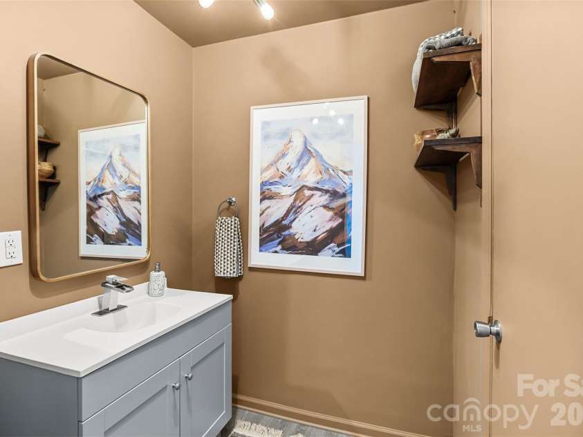 12811 Moores Chapel Road, Charlotte, NC 28214.  MLS# CAR4358921, YatesRealty ID 12950. 