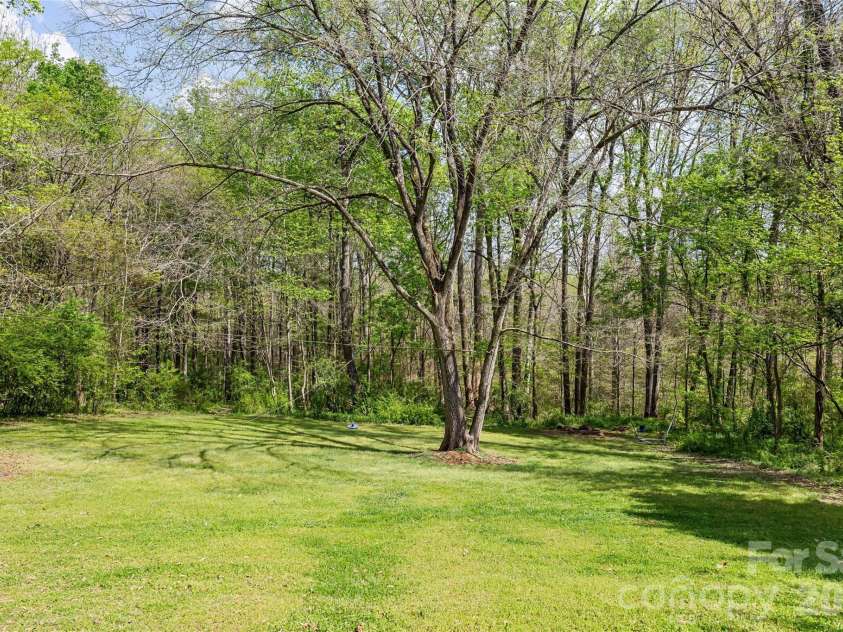 12811 Moores Chapel Road, Charlotte, NC 28214.  MLS# CAR4358921, YatesRealty ID 12950. 