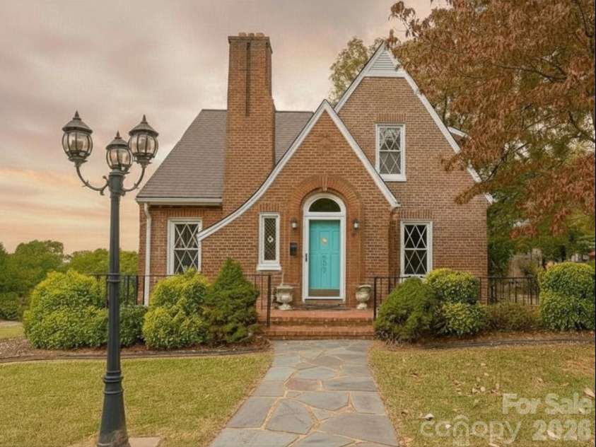 507 5th Street, Albemarle, NC 28001.  MLS# CAR4370857, YatesRealty ID 12951. 