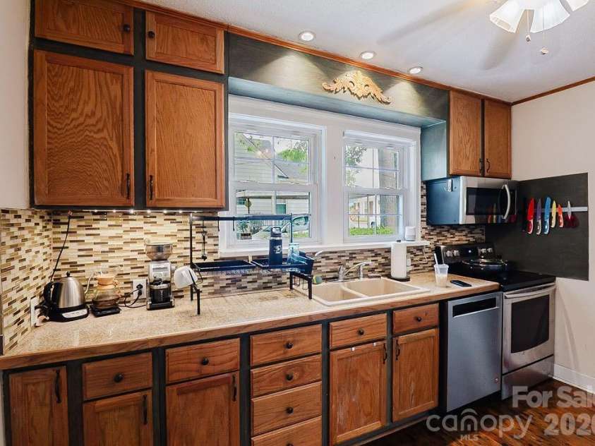 507 5th Street, Albemarle, NC 28001.  MLS# CAR4370857, YatesRealty ID 12951. 