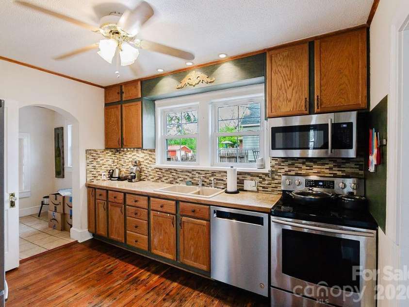 507 5th Street, Albemarle, NC 28001.  MLS# CAR4370857, YatesRealty ID 12951. 