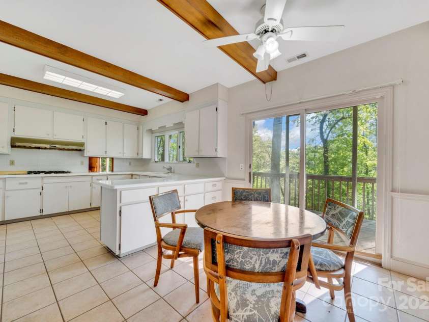 1412 Valmont Drive, Hendersonville, NC 28791.  MLS# CAR4258436, YatesRealty ID 12953. 