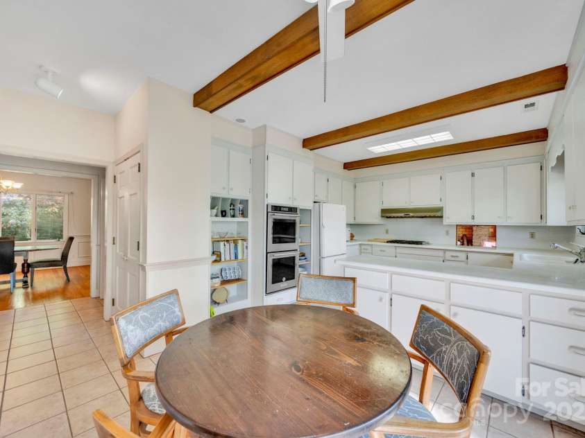 1412 Valmont Drive, Hendersonville, NC 28791.  MLS# CAR4258436, YatesRealty ID 12953. 