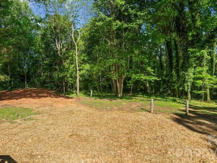 520 Summerow Road, Stanley, NC 28164.  MLS# CAR4364009, YatesRealty ID 12953. 