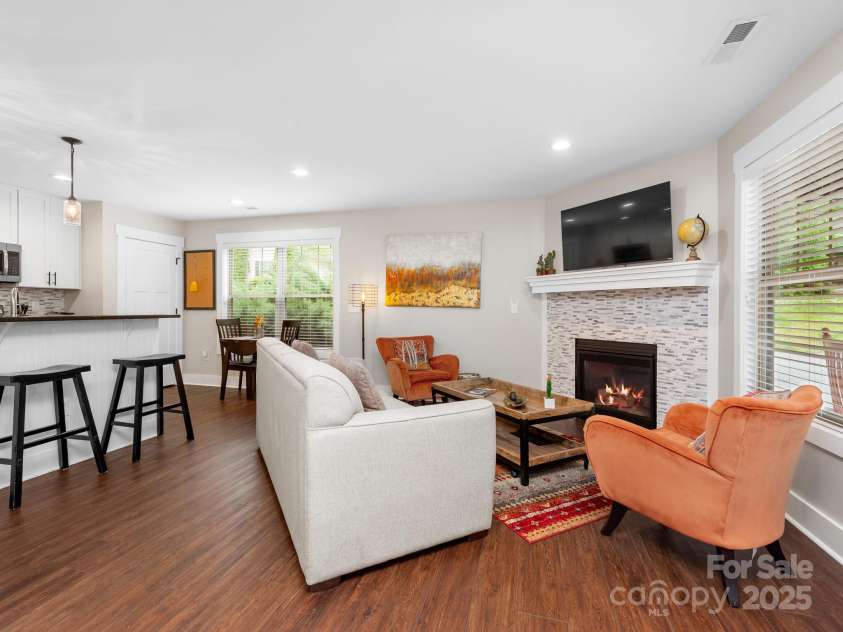 12 Martin Valley Road, Swannanoa, NC 28778.  MLS# CAR4253037, YatesRealty ID 12954. 