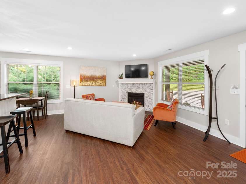 12 Martin Valley Road, Swannanoa, NC 28778.  MLS# CAR4253037, YatesRealty ID 12954. 