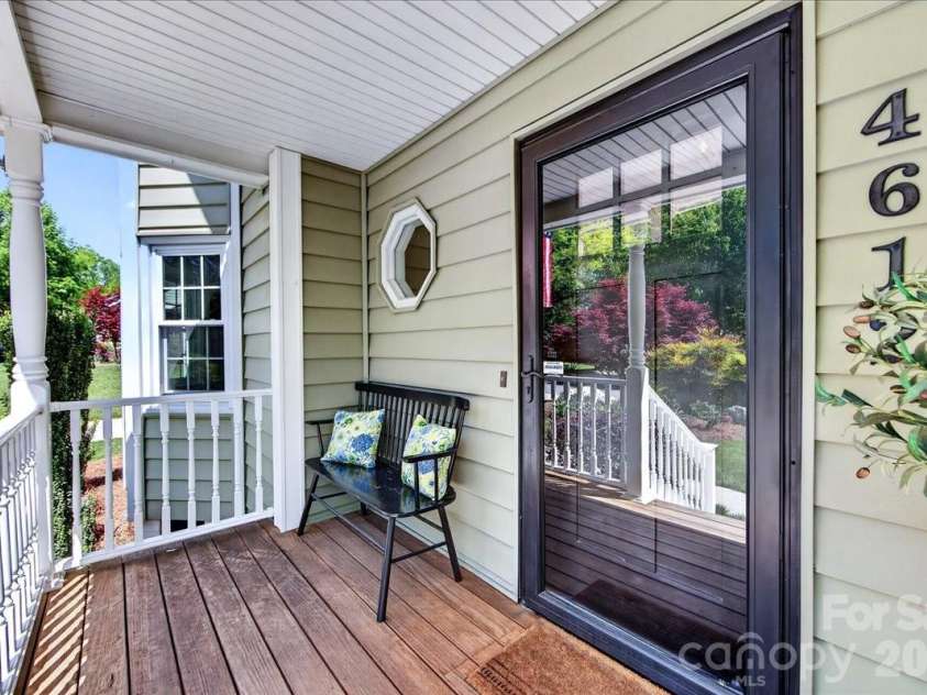 4612 Quail Canyon Drive, Charlotte, NC 28226.  MLS# CAR4367423, YatesRealty ID 12955. 