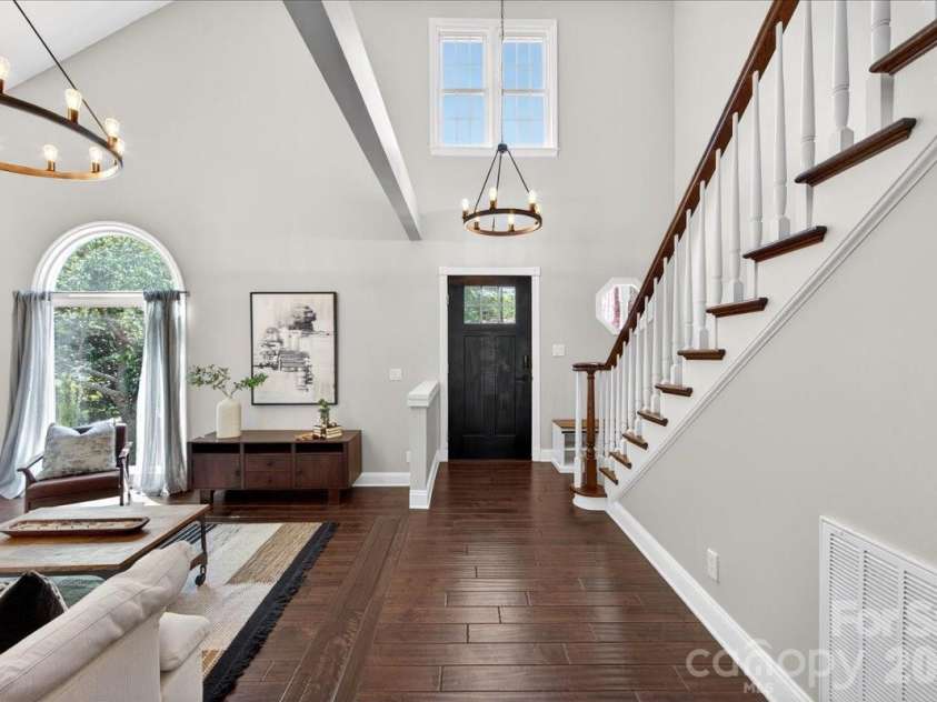 4612 Quail Canyon Drive, Charlotte, NC 28226.  MLS# CAR4367423, YatesRealty ID 12955. 