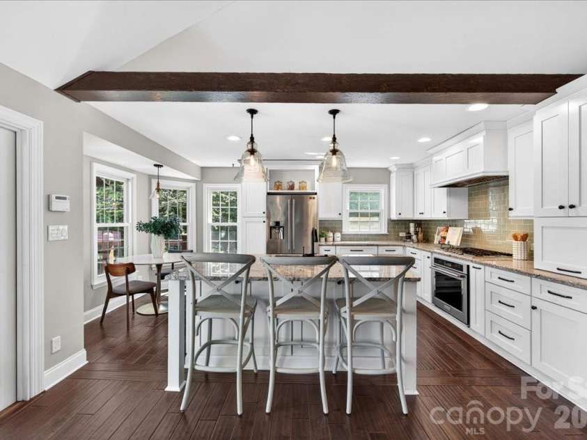 4612 Quail Canyon Drive, Charlotte, NC 28226.  MLS# CAR4367423, YatesRealty ID 12955. 