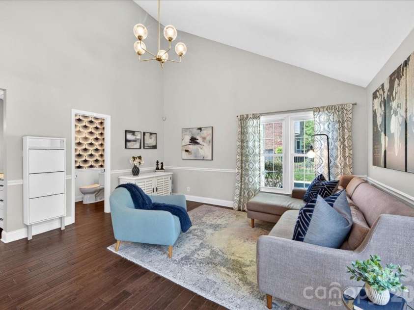 4612 Quail Canyon Drive, Charlotte, NC 28226.  MLS# CAR4367423, YatesRealty ID 12955. 
