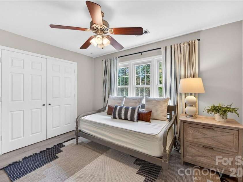 4612 Quail Canyon Drive, Charlotte, NC 28226.  MLS# CAR4367423, YatesRealty ID 12955. 