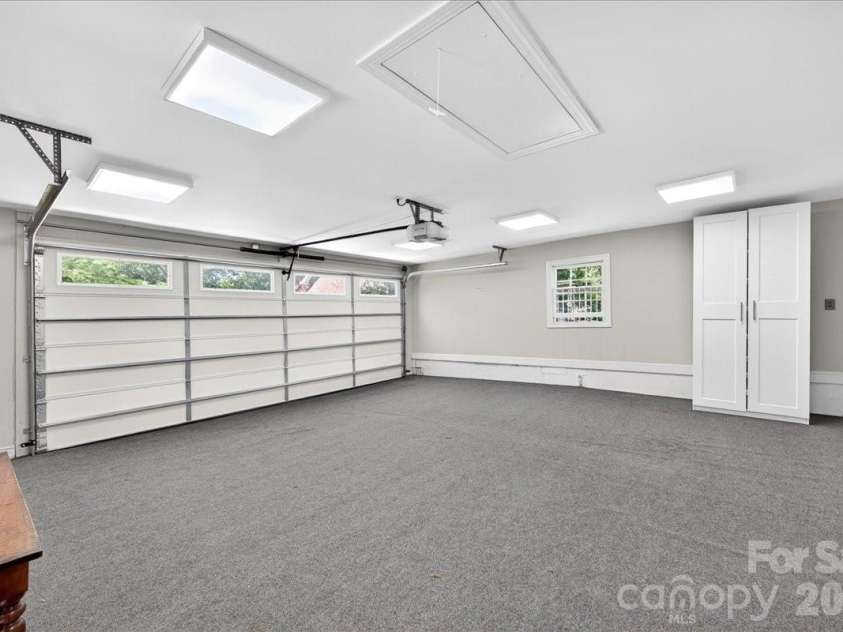 4612 Quail Canyon Drive, Charlotte, NC 28226.  MLS# CAR4367423, YatesRealty ID 12955. 
