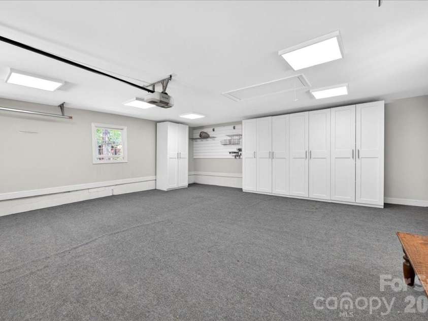 4612 Quail Canyon Drive, Charlotte, NC 28226.  MLS# CAR4367423, YatesRealty ID 12955. 