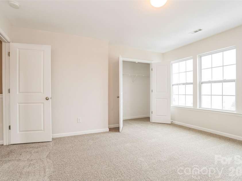 3012 Sweet Apple Drive, Dallas, NC 28034.  MLS# CAR4342730, YatesRealty ID 12956. 